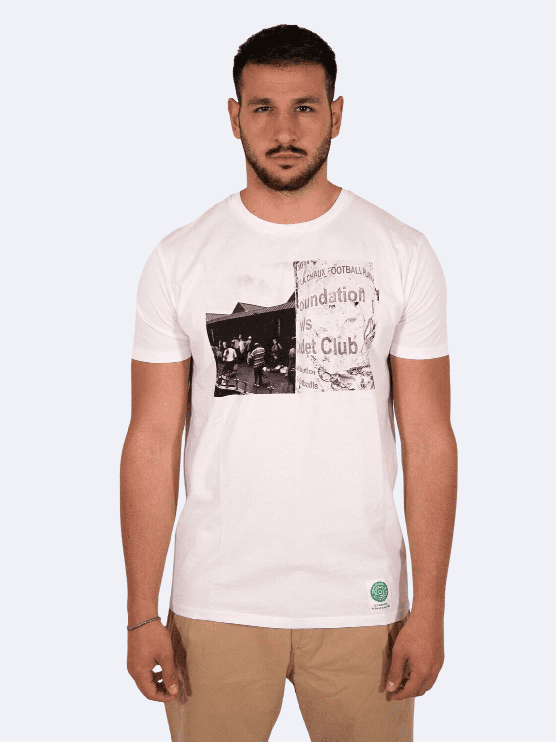 ICON FOOTBALL T - SHIRT NERO GUY - T-Shirt A Green Badge - Streetwear Sostenibile Made in Italy