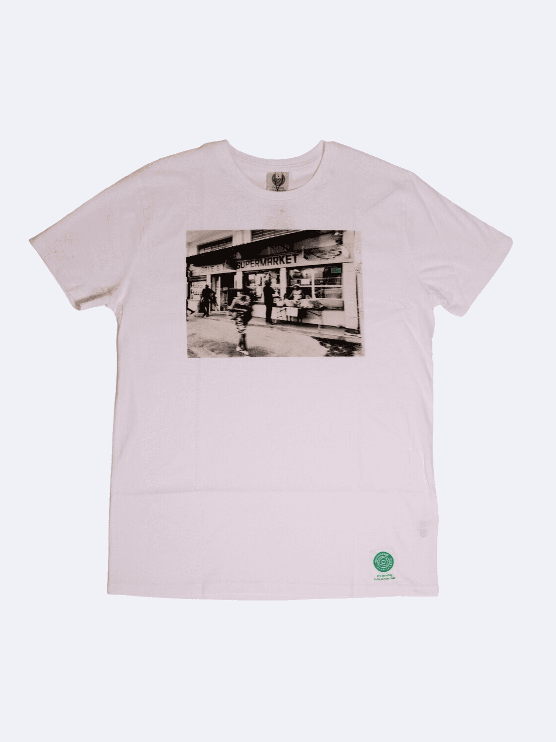 ICON MARKET T - SHIRT BIANCO GUY - T-Shirt A Green Badge - Streetwear Sostenibile Made in Italy